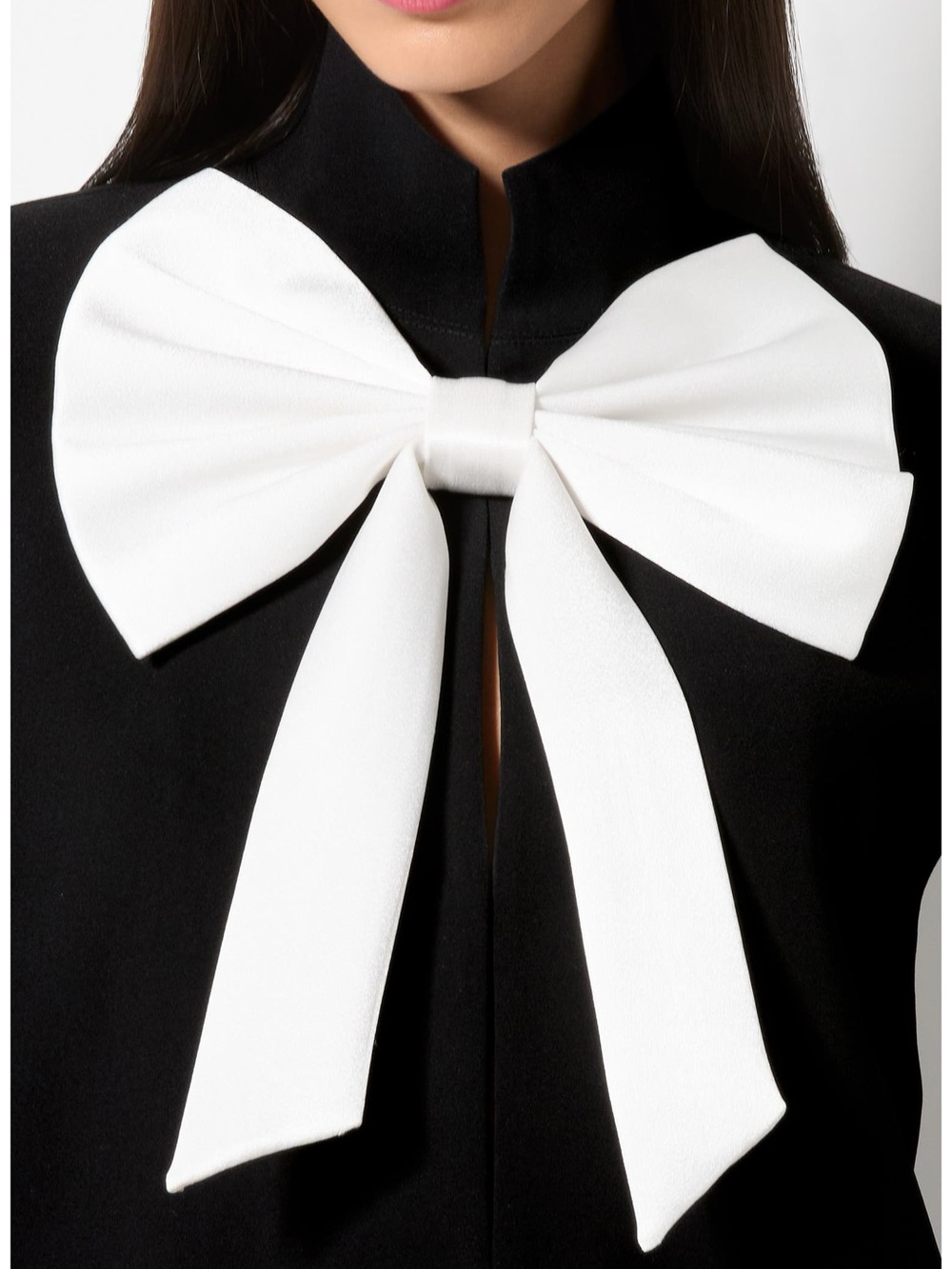 Alice + Olivia Black Cape with White Bow Accent - Picture 6 of 6